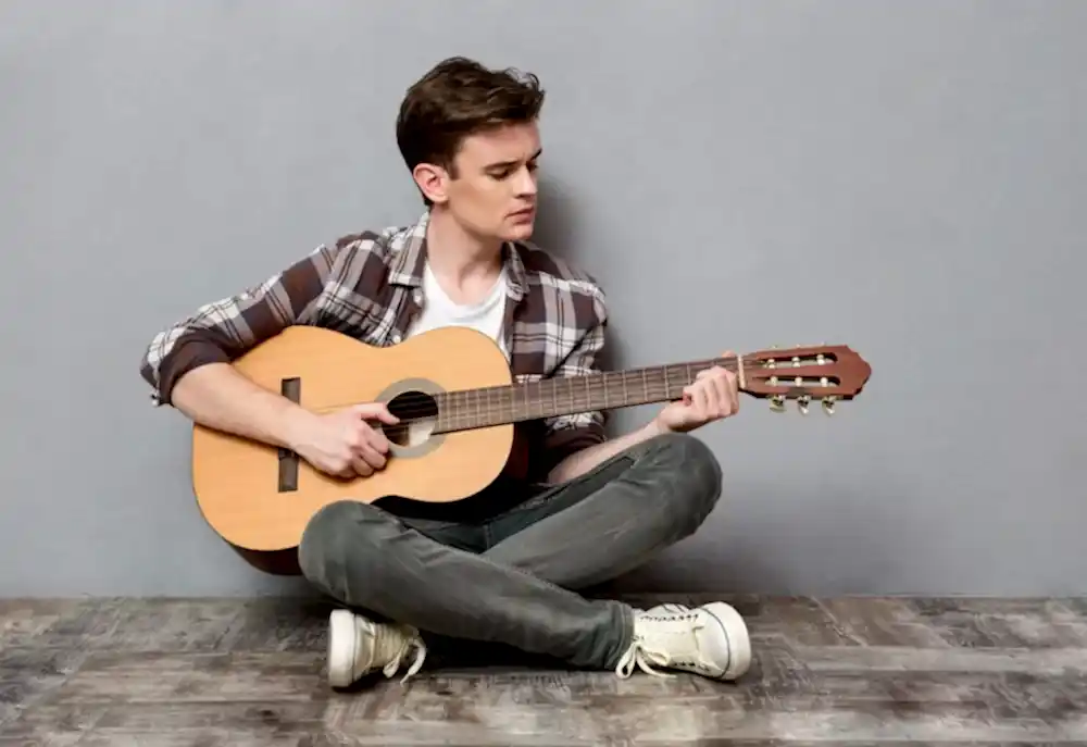 genç gitar eğitimi