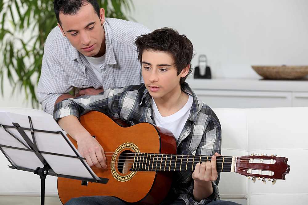Genclere Ozel Gitar Kursu 2