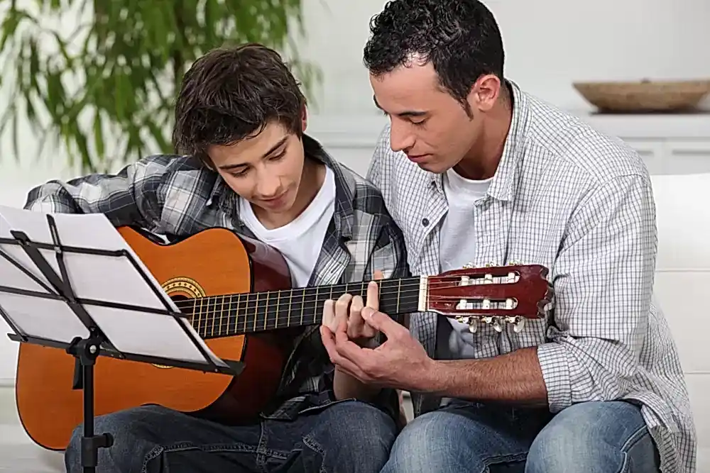 meb onaylı genç gitar kursu